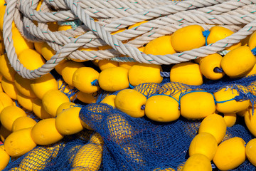 pêche filet pêcheur poisson marin port bretagne bouée cordage ba