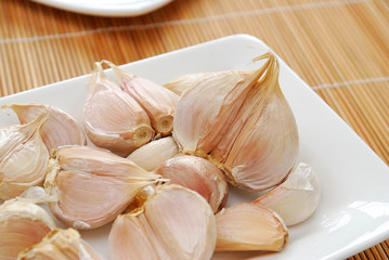 Fresh white garlic