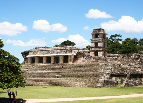 royal palace in palenque