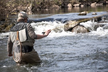 Fliegenfischen in der Kyll, Eifel