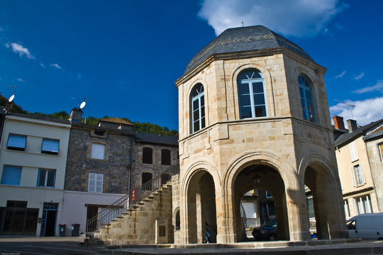 Bort les Orgues (Corr&egrave;ze) - Halle aux bl&eacute;s