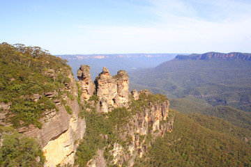 Fototapeta na wymiar The blue Mountains Australia, the three sisters