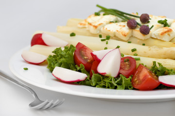 Asparagus with feta cheese