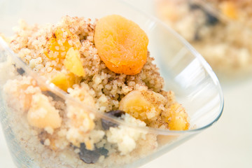 Süßer afrikanischer Couscous