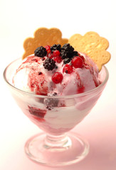 Gelato ai frutti di bosco