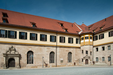 Fototapeta na wymiar Blick in den Hof von Schloss Hohentübingen