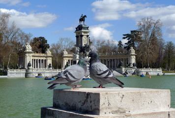 Fototapeta premium Lago del Parque del Retiro, Madrid
