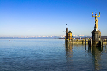 Fototapeta na wymiar Port w Konstancji, Jezioro Bodeńskie, Niemcy