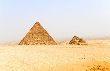 Fototapeta na wymiar the pyramids of Giza, Egypt