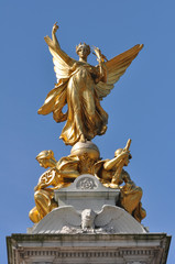Fototapeta na wymiar Golden Angel memorial statue in London uk