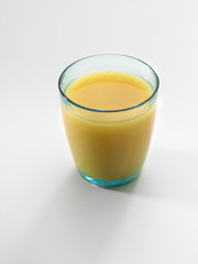 verre de jus de fruit