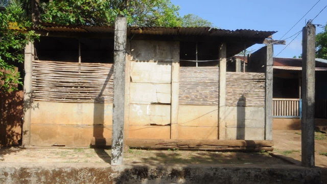 house construction bamboo corn island, nicaragua
