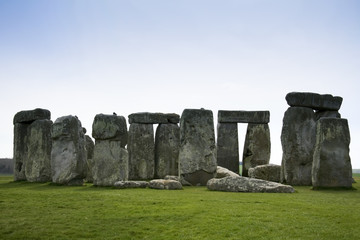 stonehenge standing stones wiltshire england