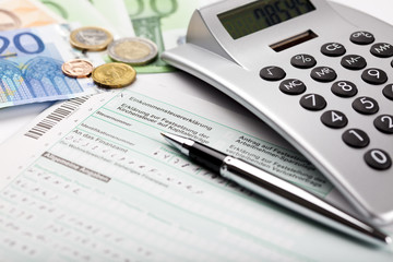 einkommensteuer formulare ausf&uuml;llen