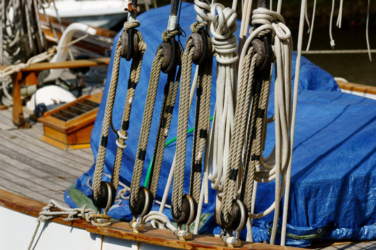 haubans et cordages
