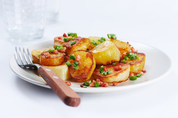 Fried potatoes