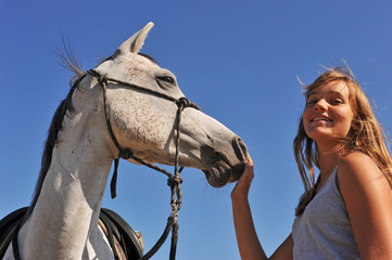 l'ado et son cheval