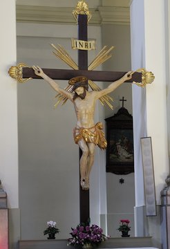 crocifisso ligneo duomo S. Pietro Martire