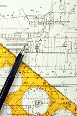 Technische Zeichnung mit Utensilien