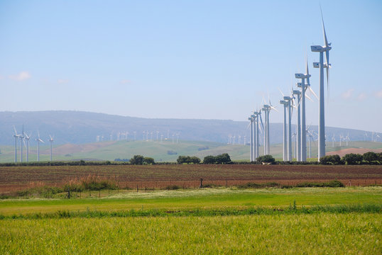 AEROGENERADORES EN C&Aacute;DIZ, ANDALUC&Iacute;A