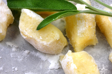 Gnocchi mise en place
