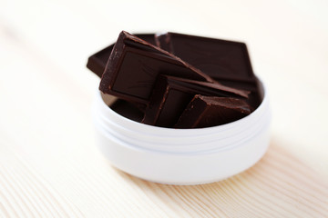 chocolate face cream