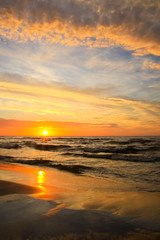 Fototapeta na wymiar Beautiful sunset at sea