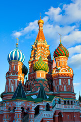 Fototapeta na wymiar St Basils na Placu Czerwonym w Moskwie