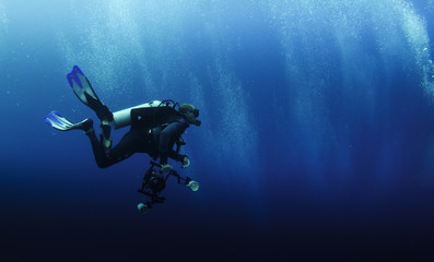 underwater cameraman