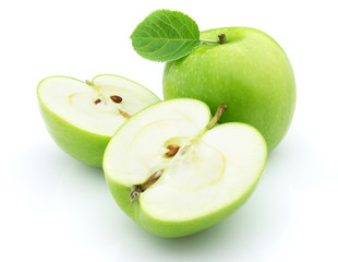 Ripe apples with leaves