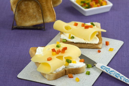 Paprikak&auml;setoast