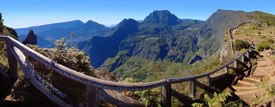 Panoramique du cirque de Mafate