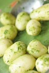 pommes persillées
