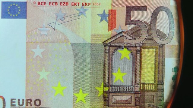 50 Euro in Flammen Video