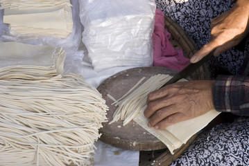 Preparation of noodles