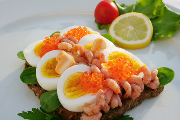 Eibrot mit Kraben