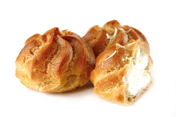 eclairs with cream