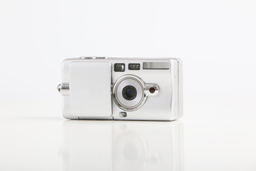 Compact film camera