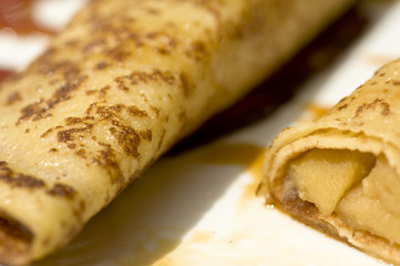 crêpes au caramel
