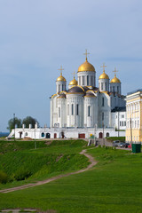 Fototapeta na wymiar Katedra Wniebowzięcia w Vladimir