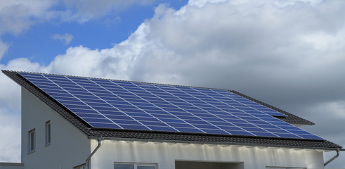 Großes Solardach