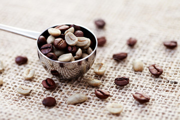 spoon of coffee beans
