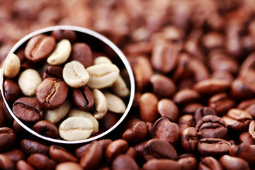 spoon of coffee beans