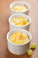 cake with fruits