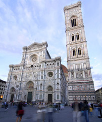 Fototapeta na wymiar Santa Maria del Fiore we Florencji