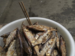 Pescado en un mercado de Sapa (Vietnam)