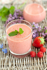 Raspberry strawberry smoothie