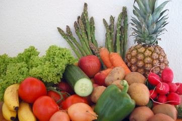 Obst und Gemüsearrangement