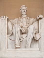 Statue of Abraham Lincoln