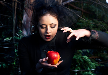 stepmother casts a spell over the apple